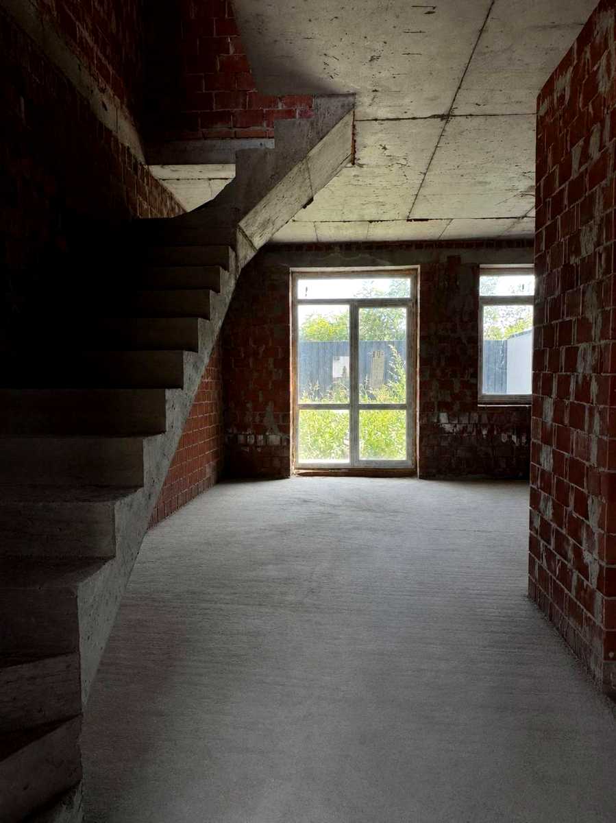 1875428725388916