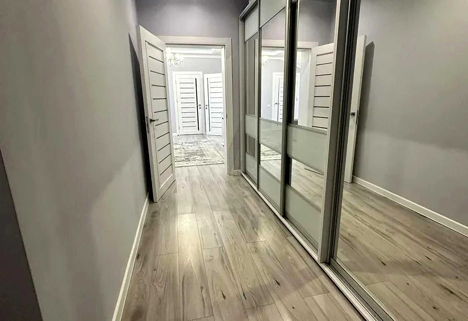 1875431351999595