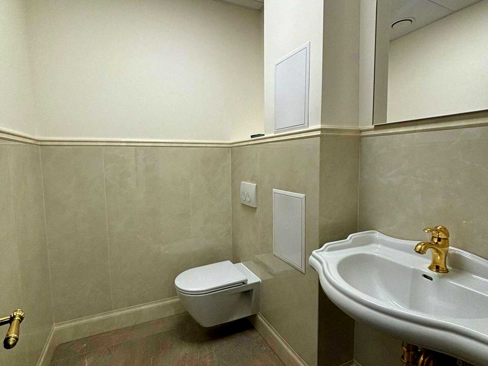 1875432684136477