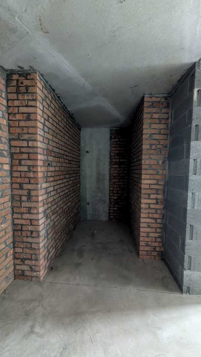 1875474953548585