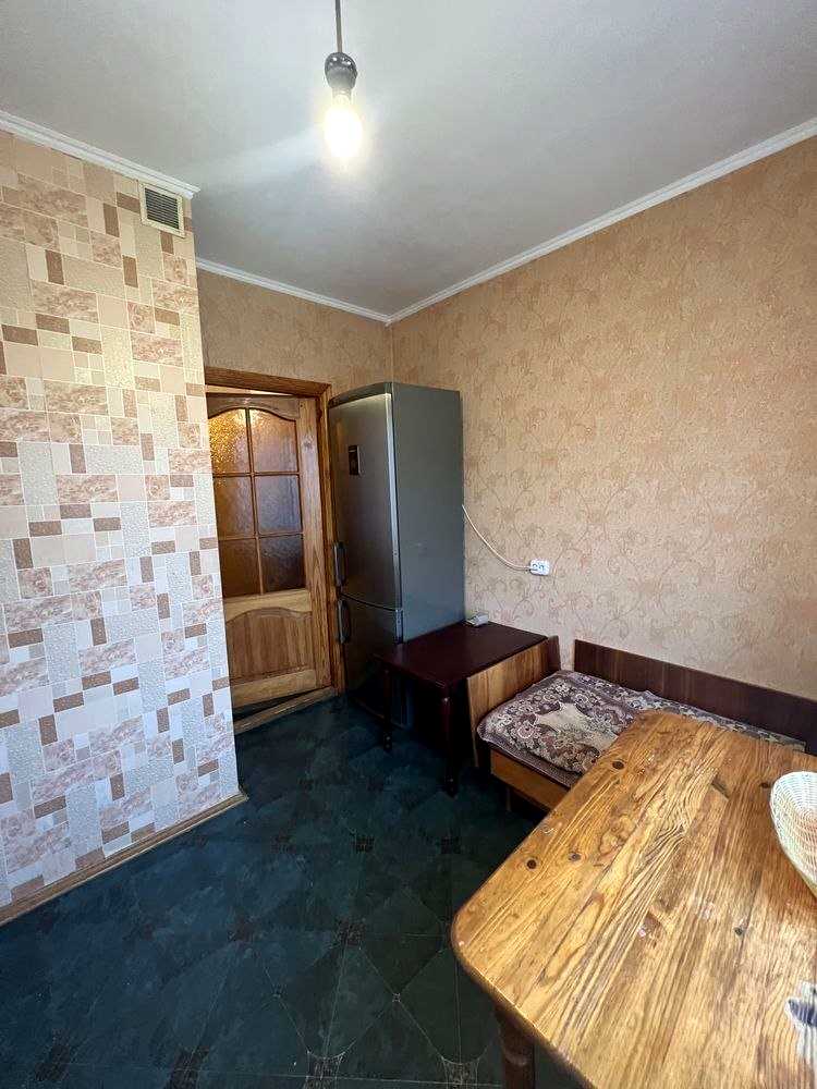 1875478361649823