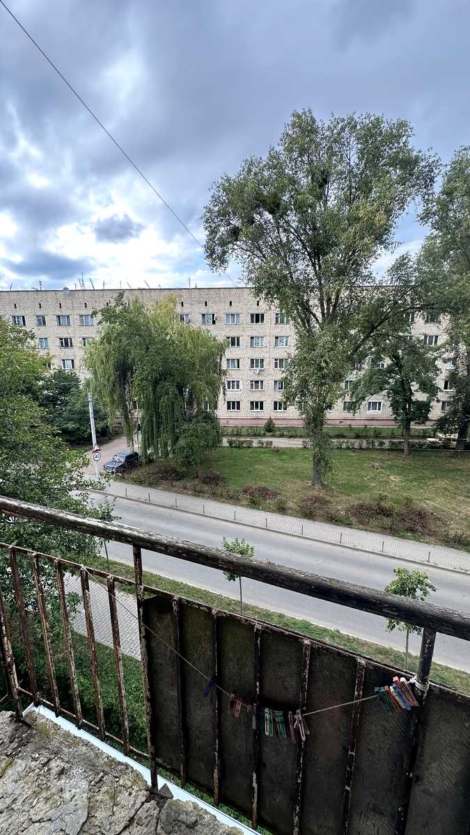 1875488328651237