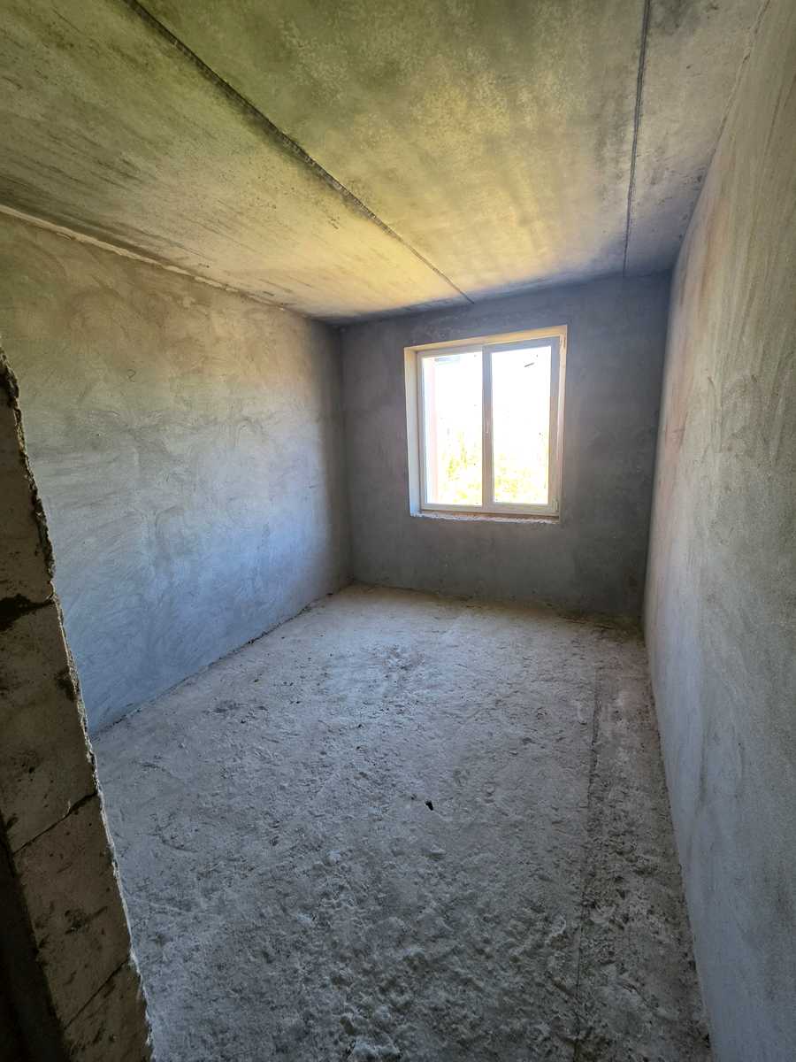 1875491128443646