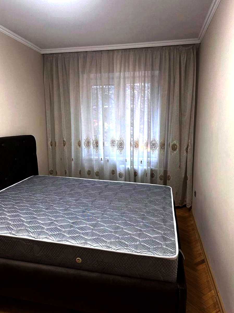 1875492663432752