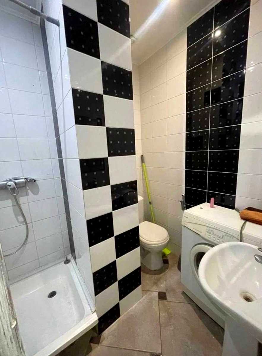 1875493525074449