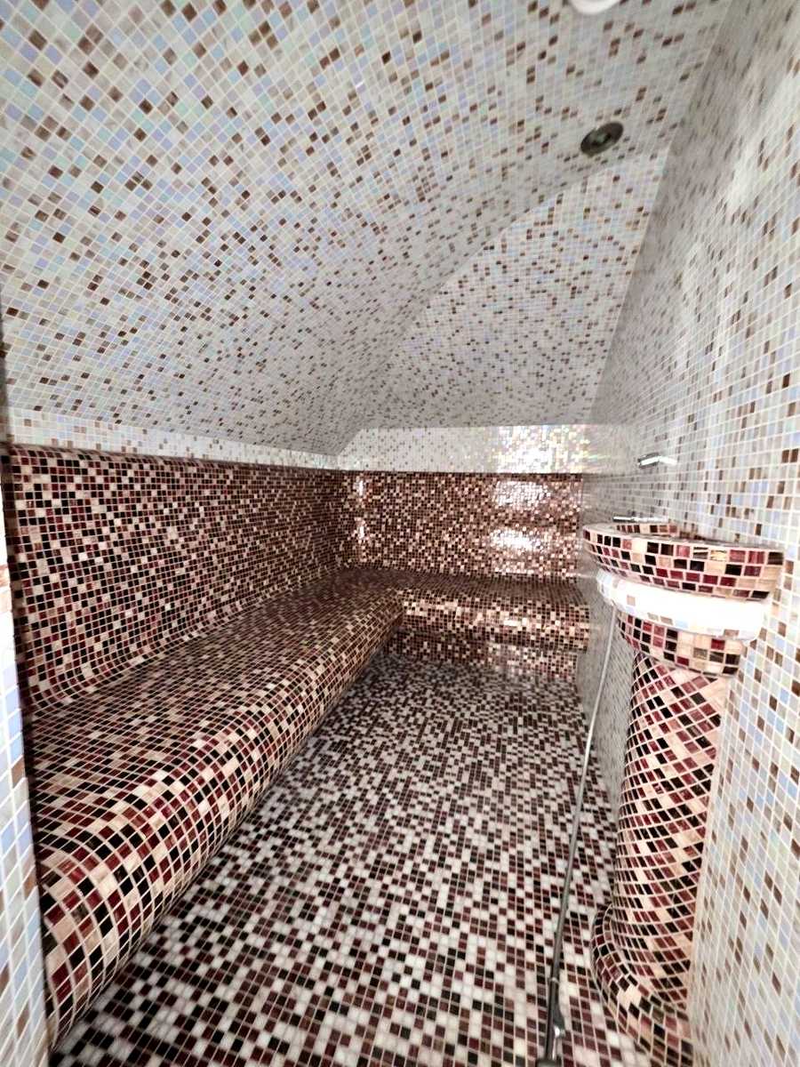 1875493639064993