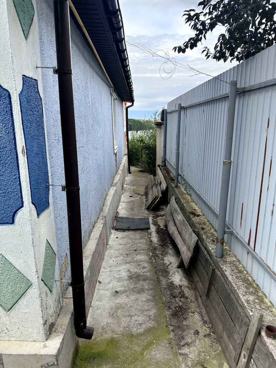 1875500572828676