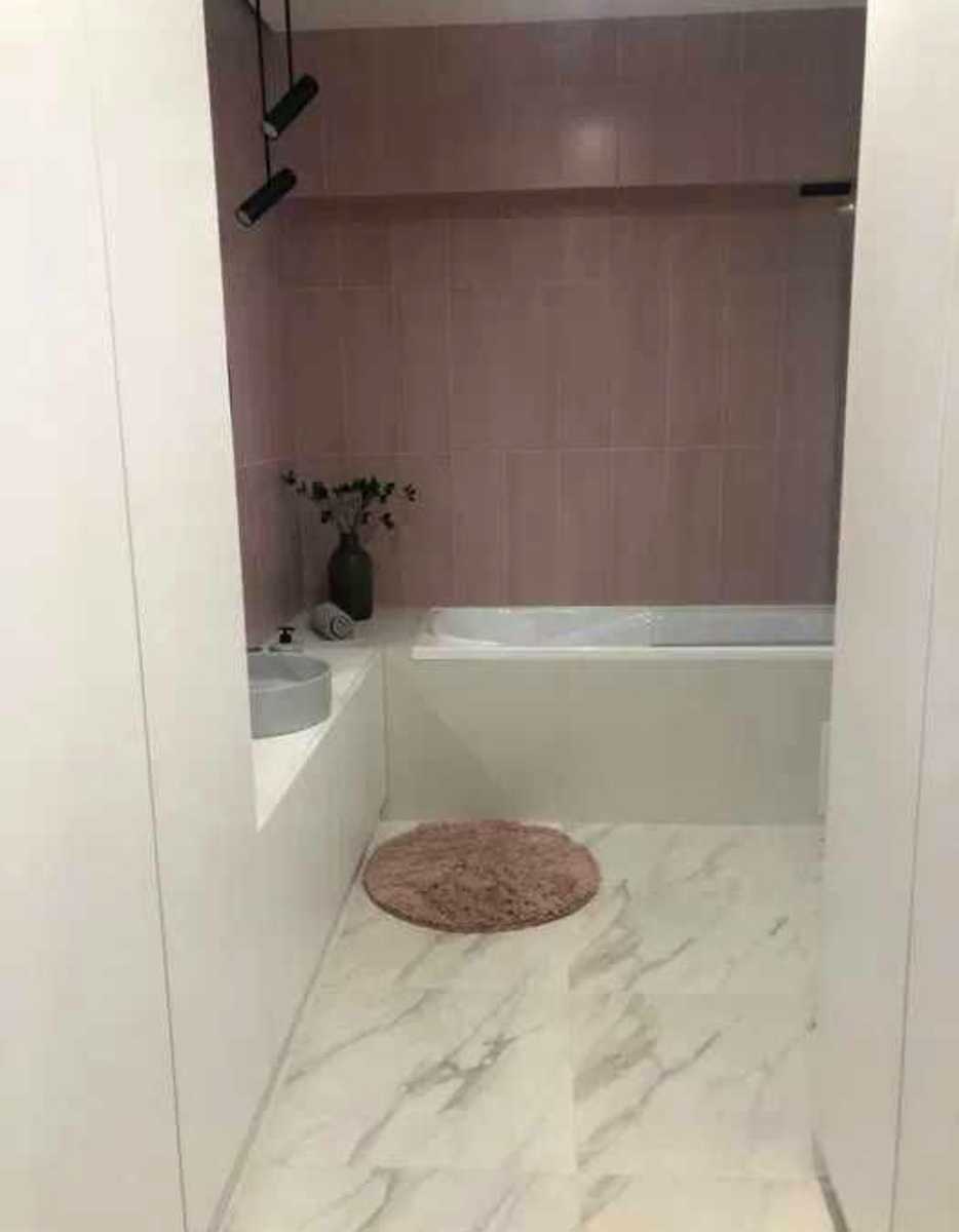 1875500762357759