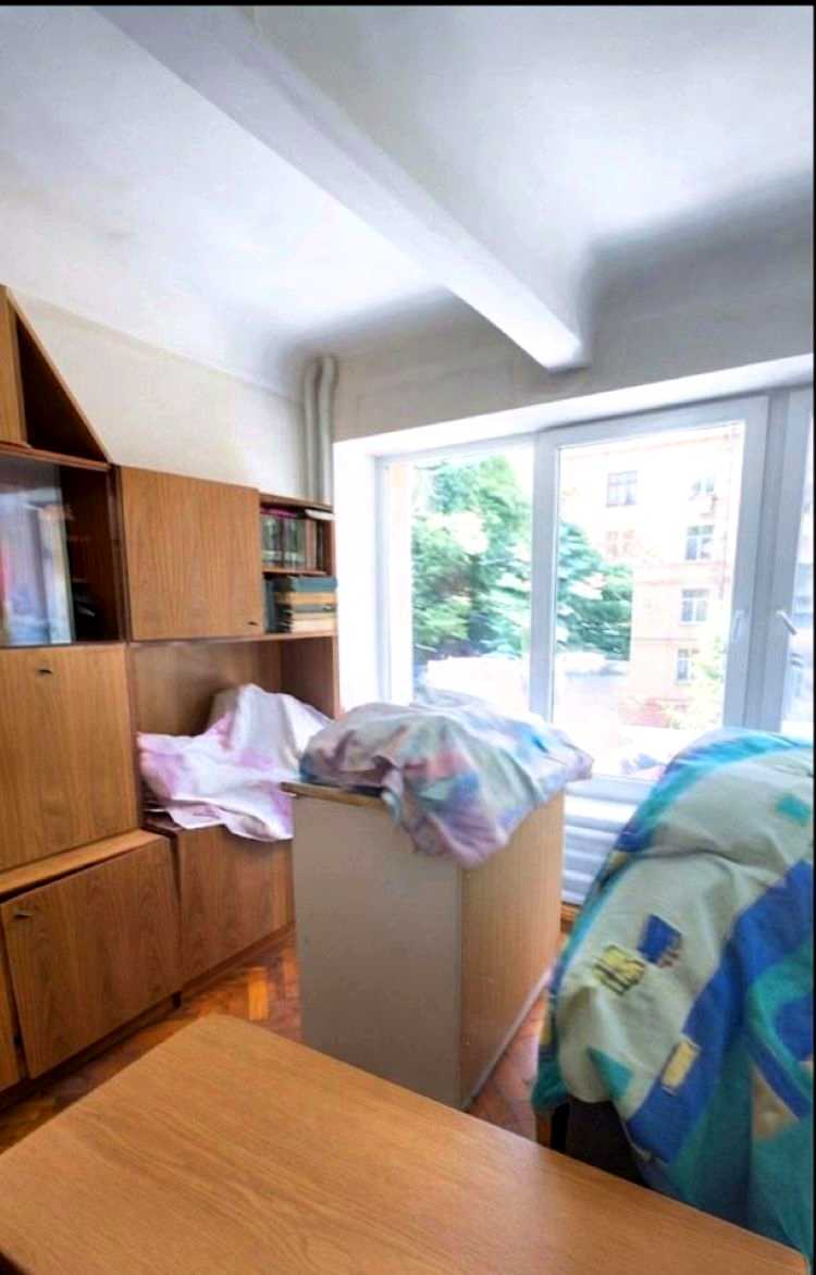 1875501618101781