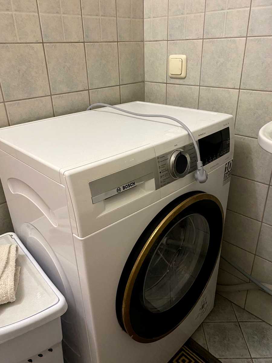 1875562945676550