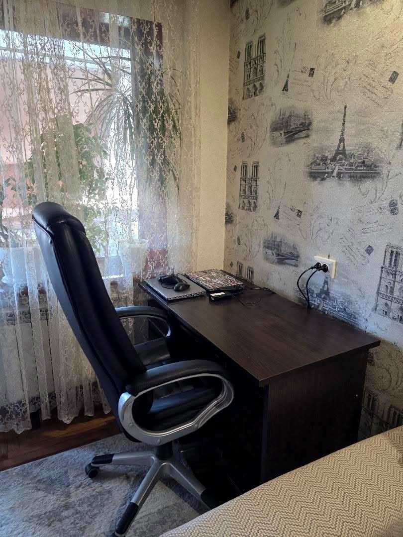 1875566688940828