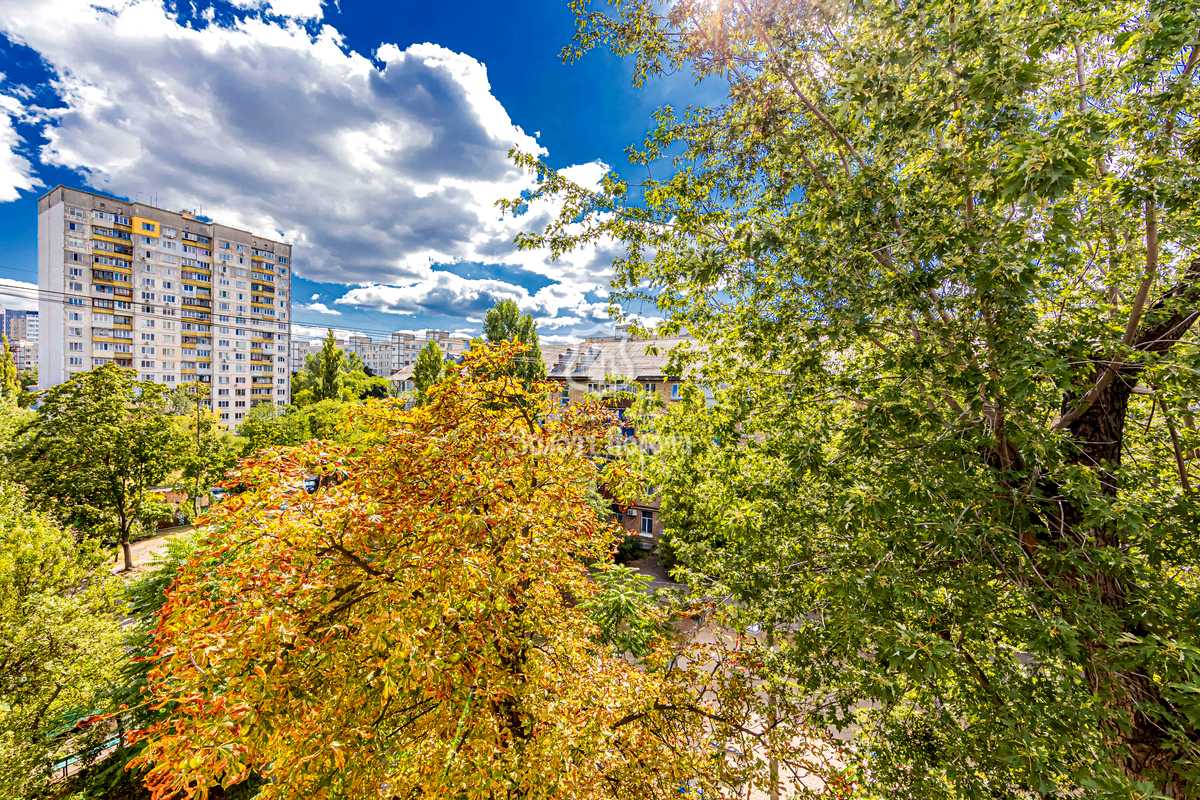 1875567723494910