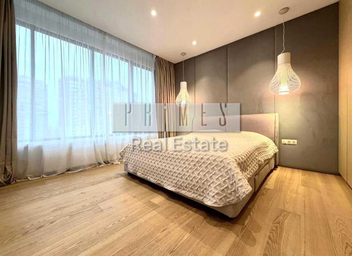 1875573319068836