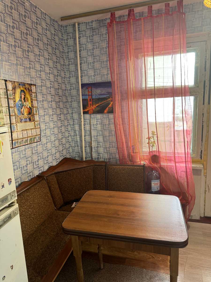 1875595280570350