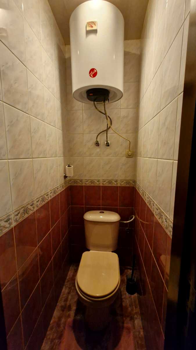 1875598855322392