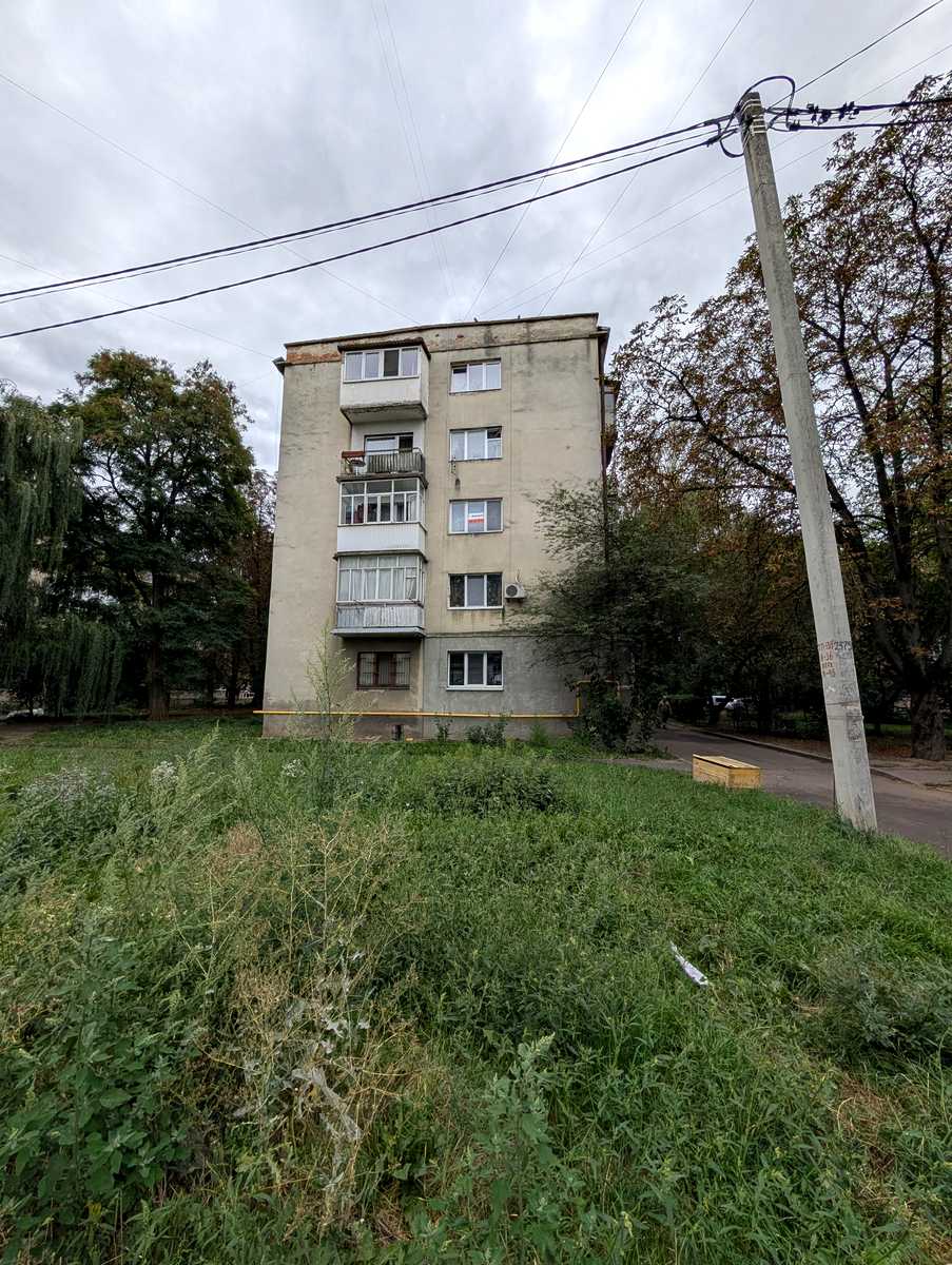 1875604802576481