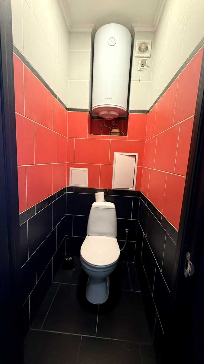 1875608282358783