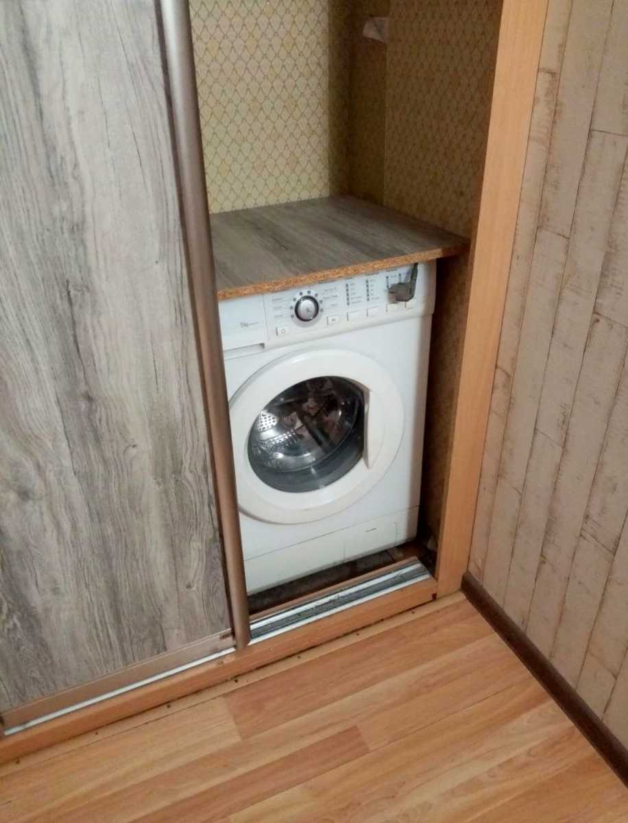 1875619615064576