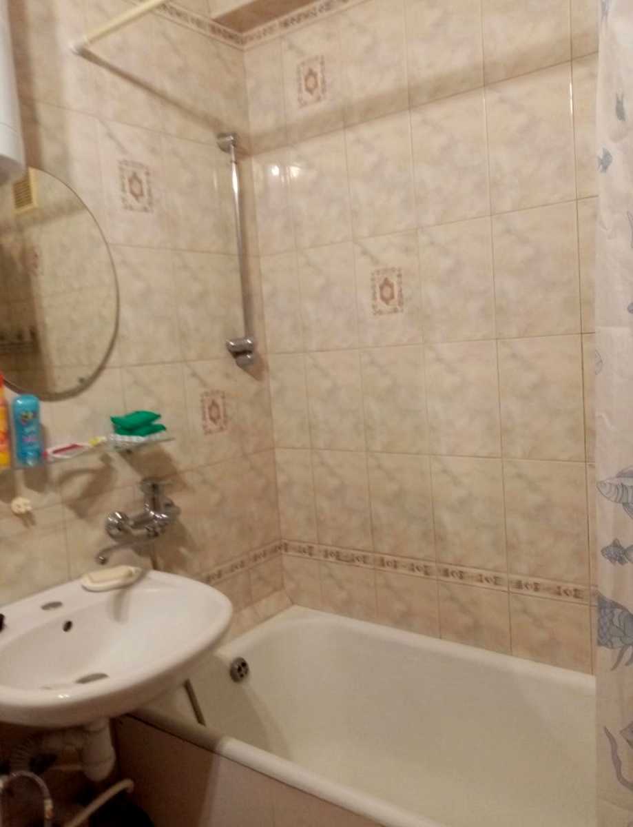 1875619615643809