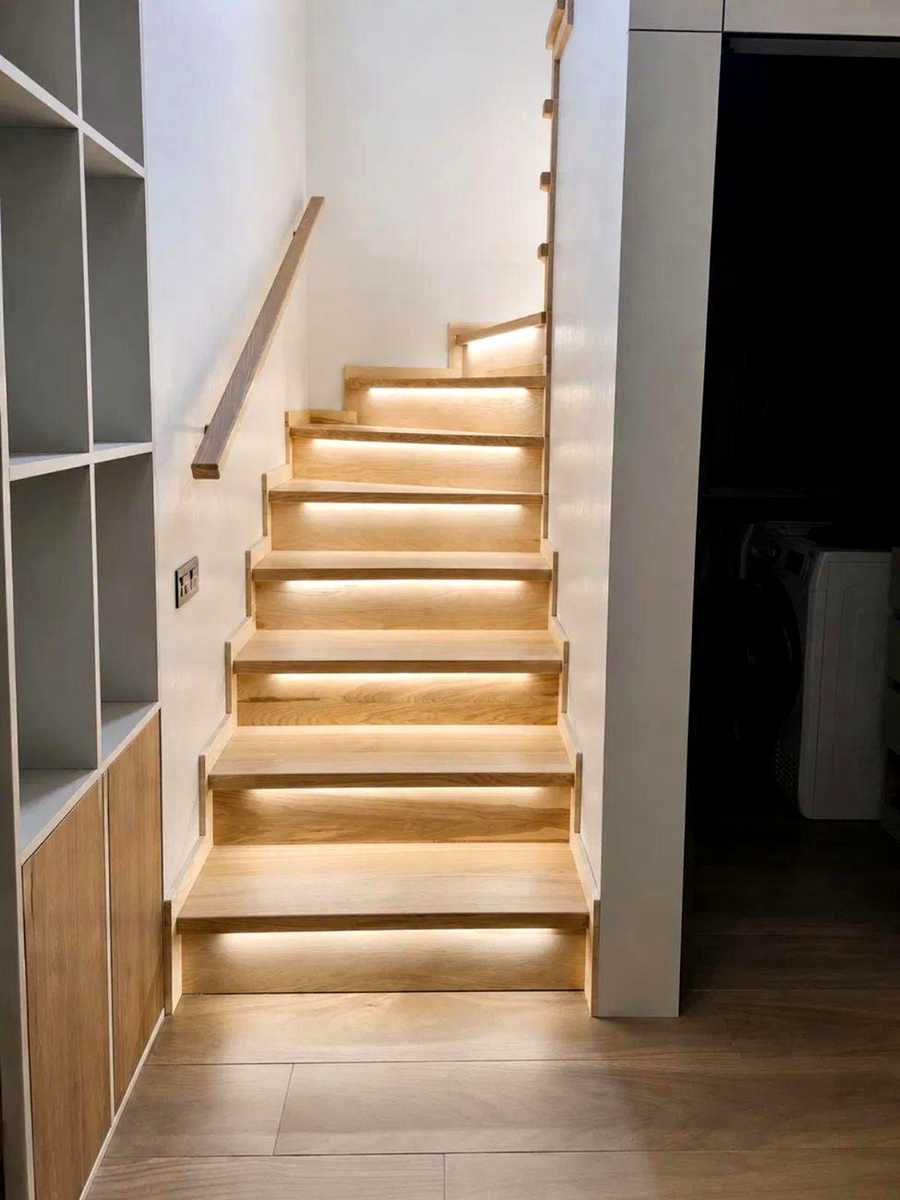 1875651739373072