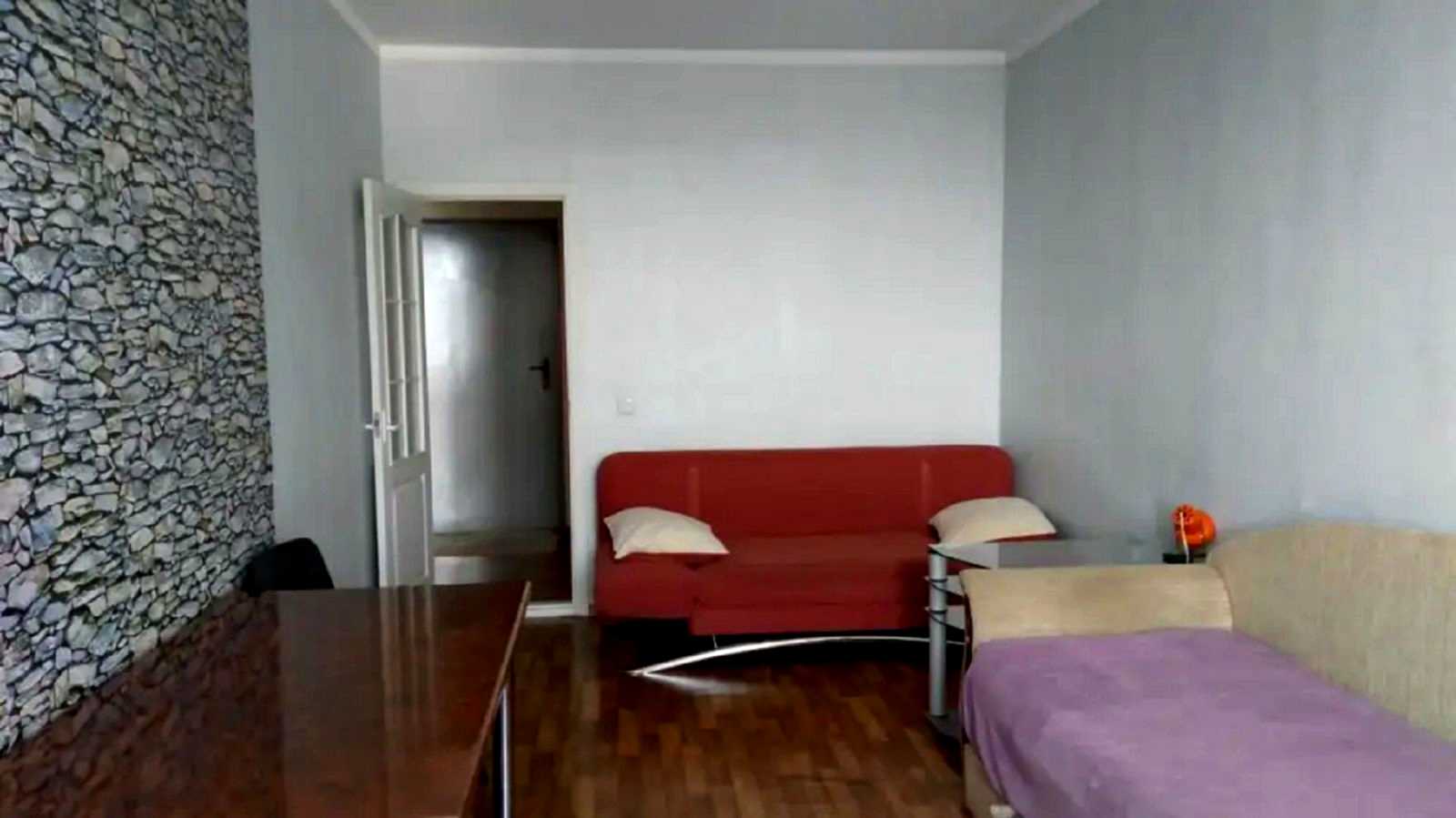 1875653517489669