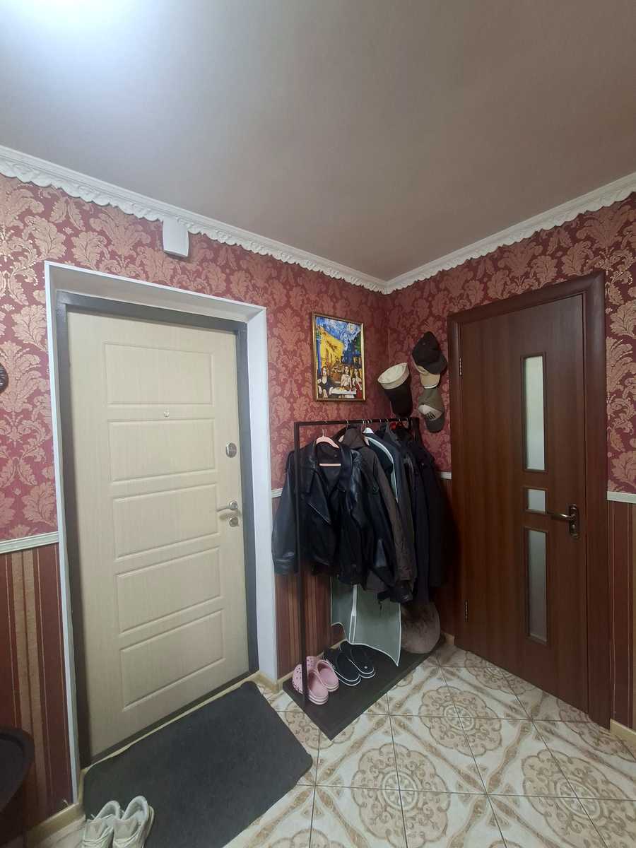 1875655605425544