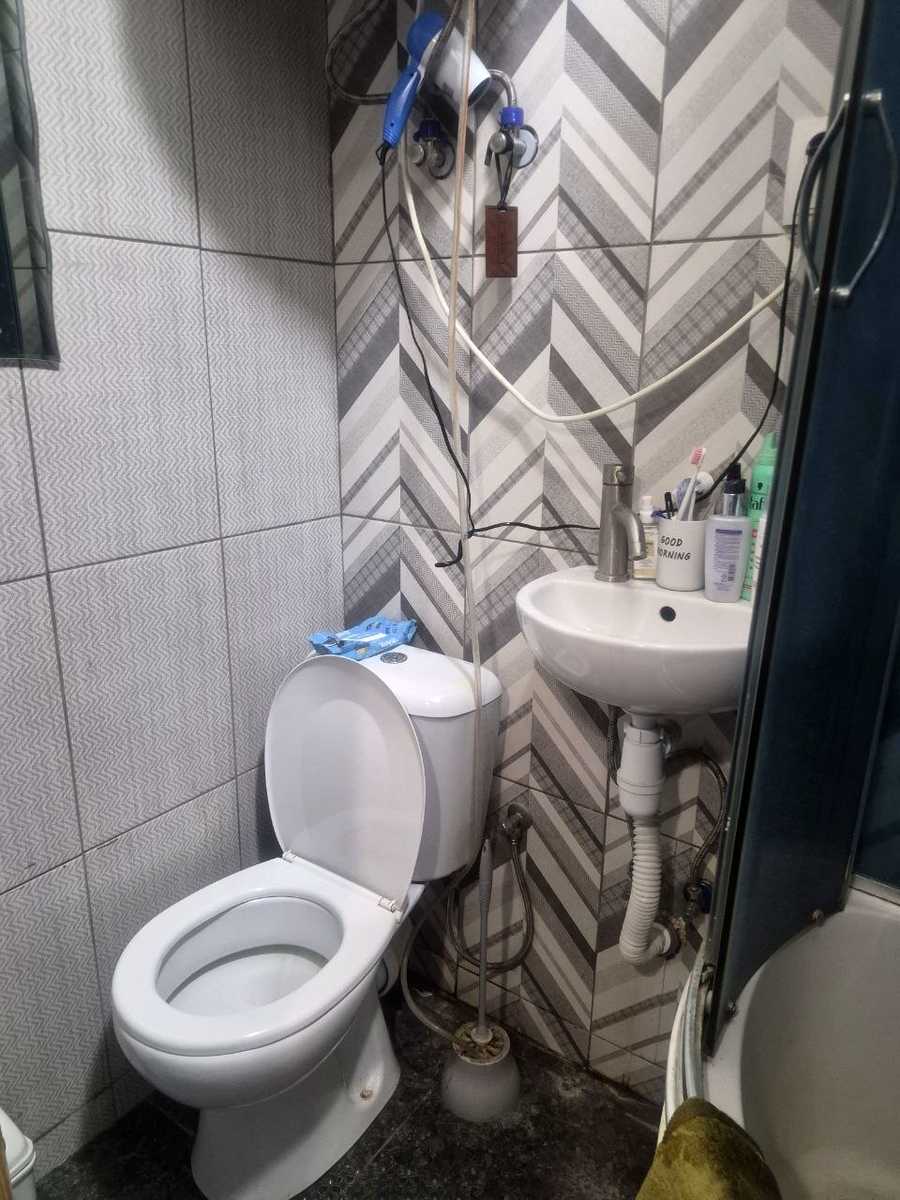 1875657619539329