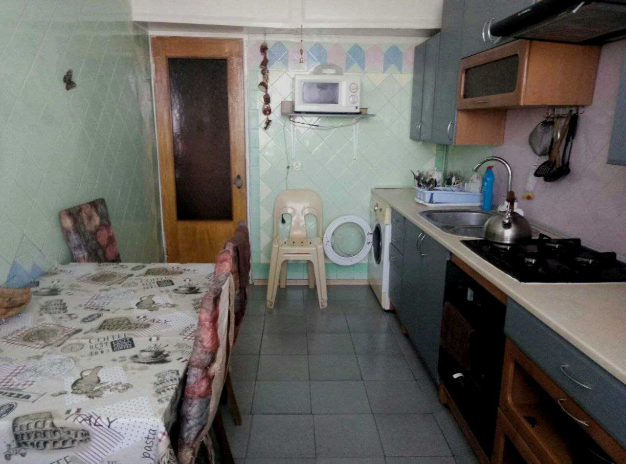 1875658575291678