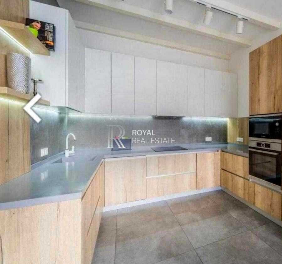 1875658902570588