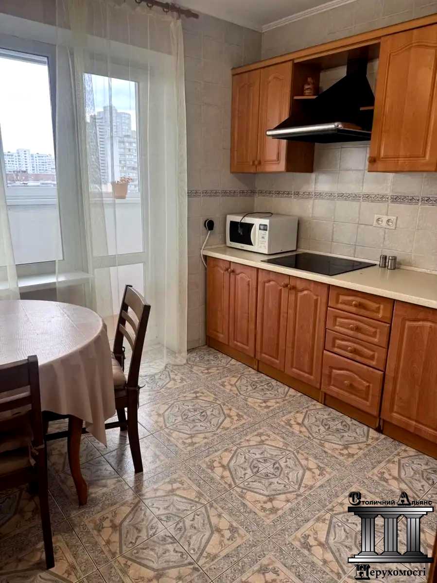 1875659315325631