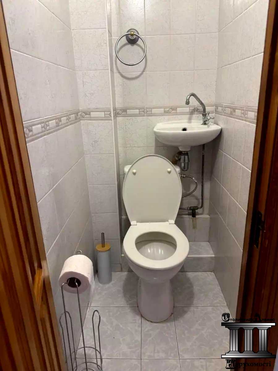 1875659318791010