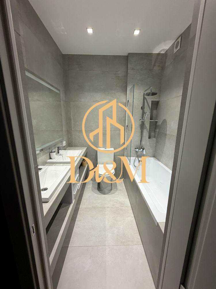 1875663799357069
