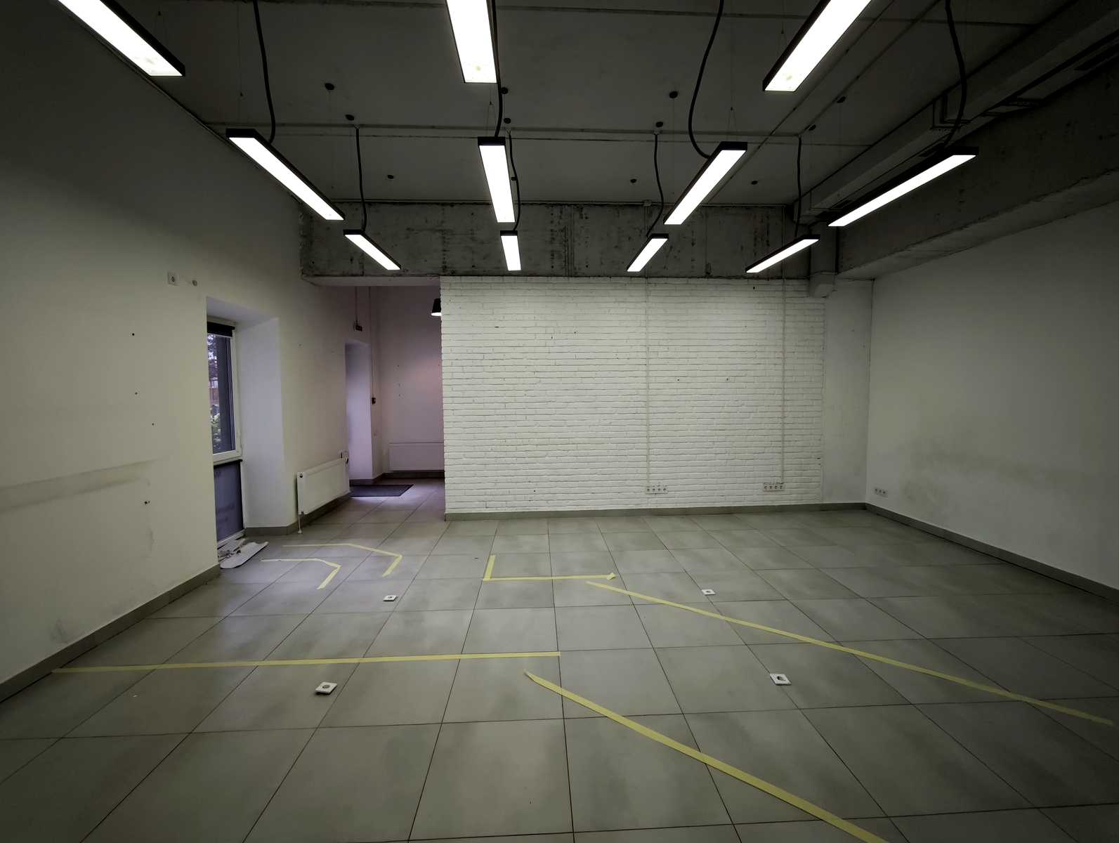 1875664360108330
