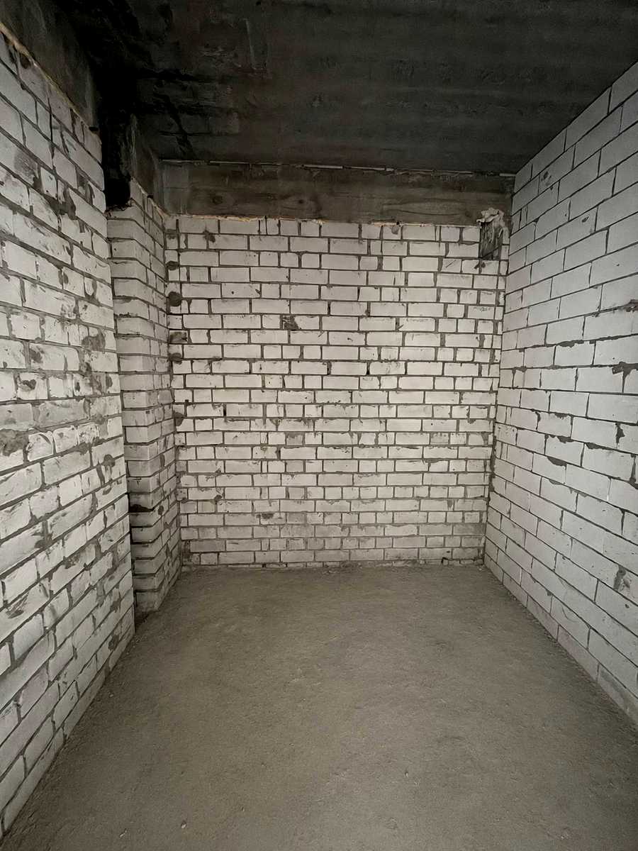 1875664810656648