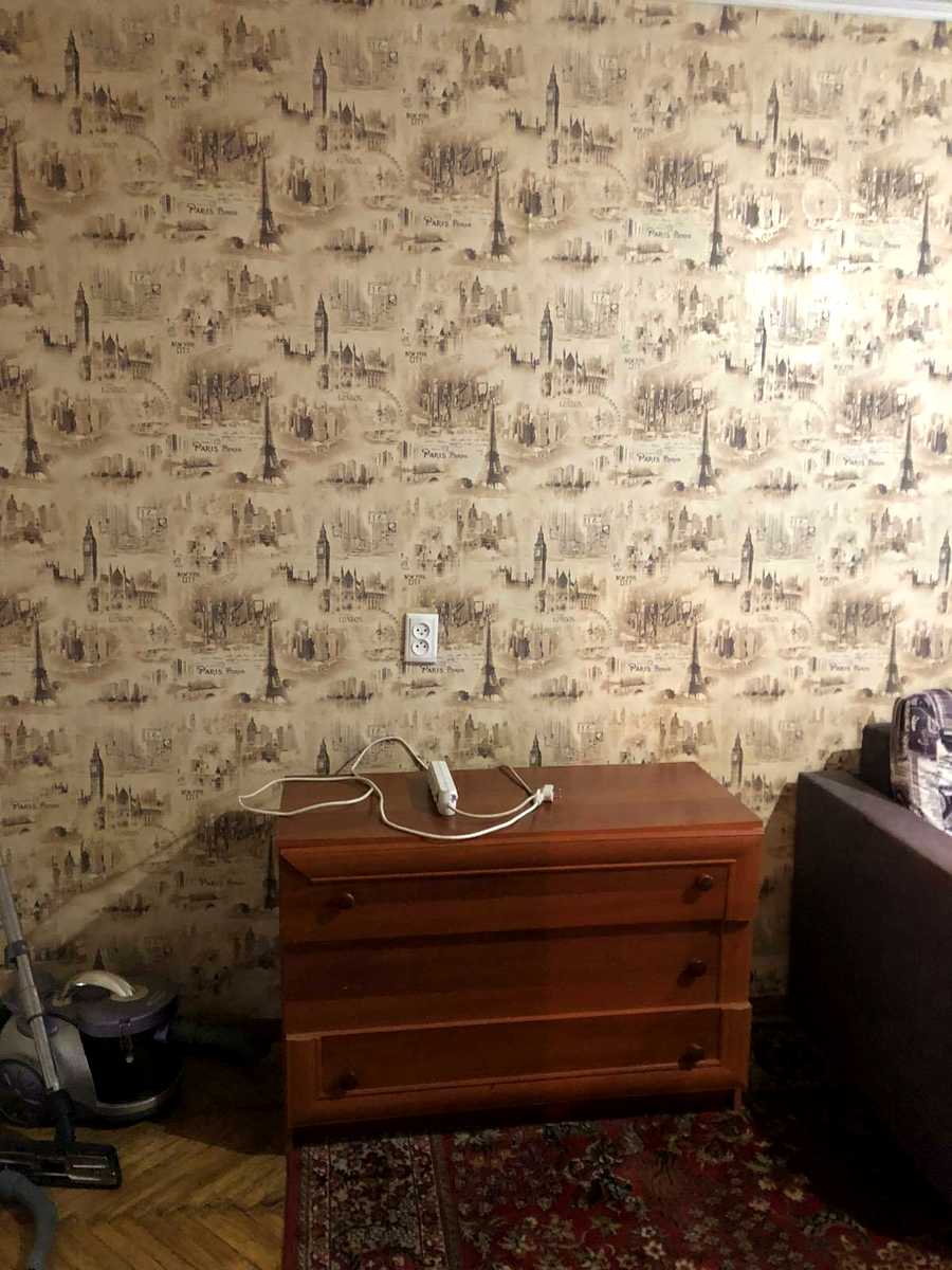 1875664815637895