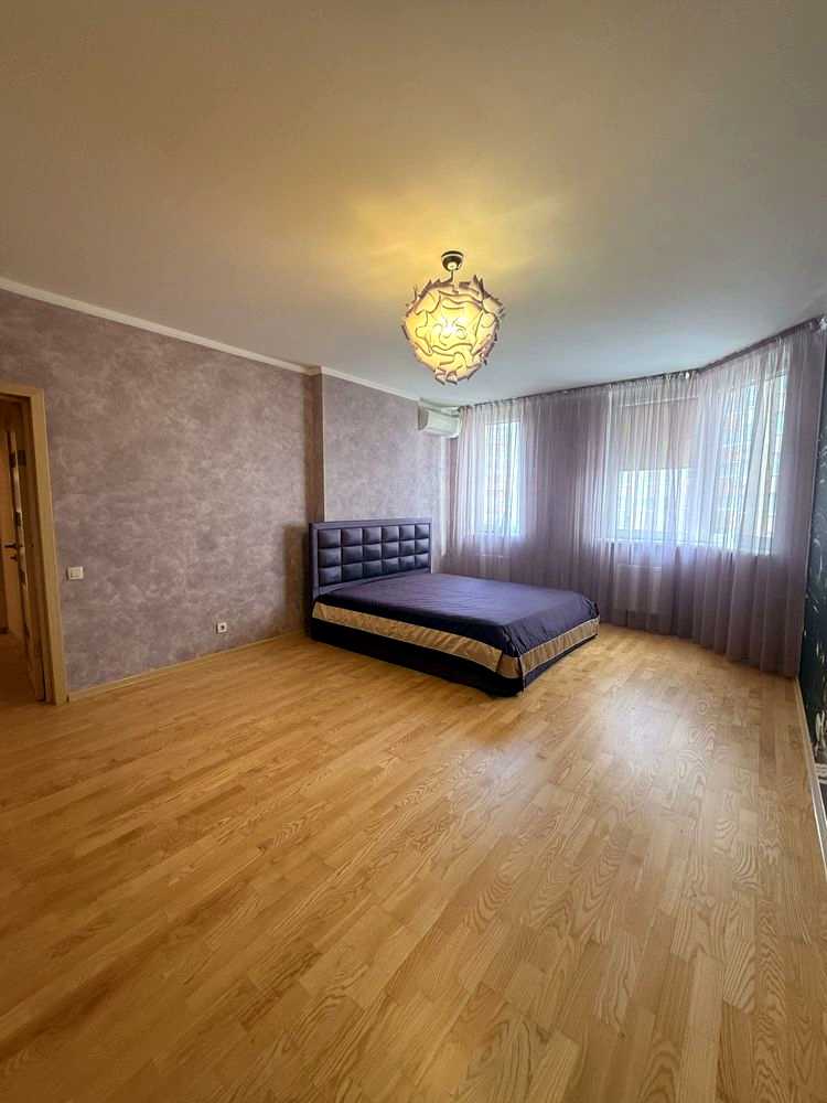 1875665019487179