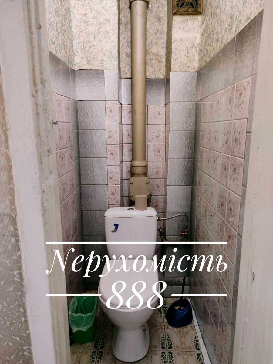 1875666076210967