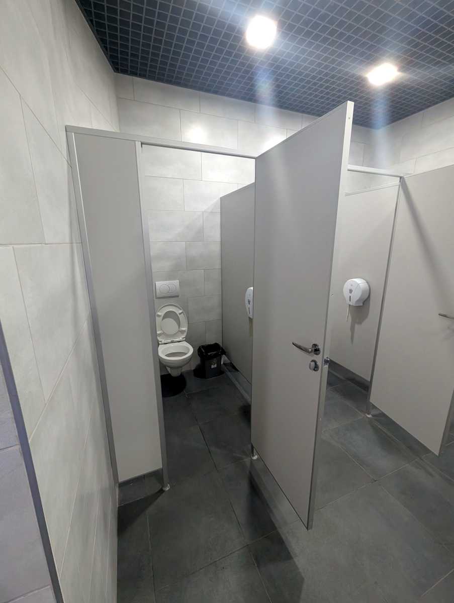 1875666405096456