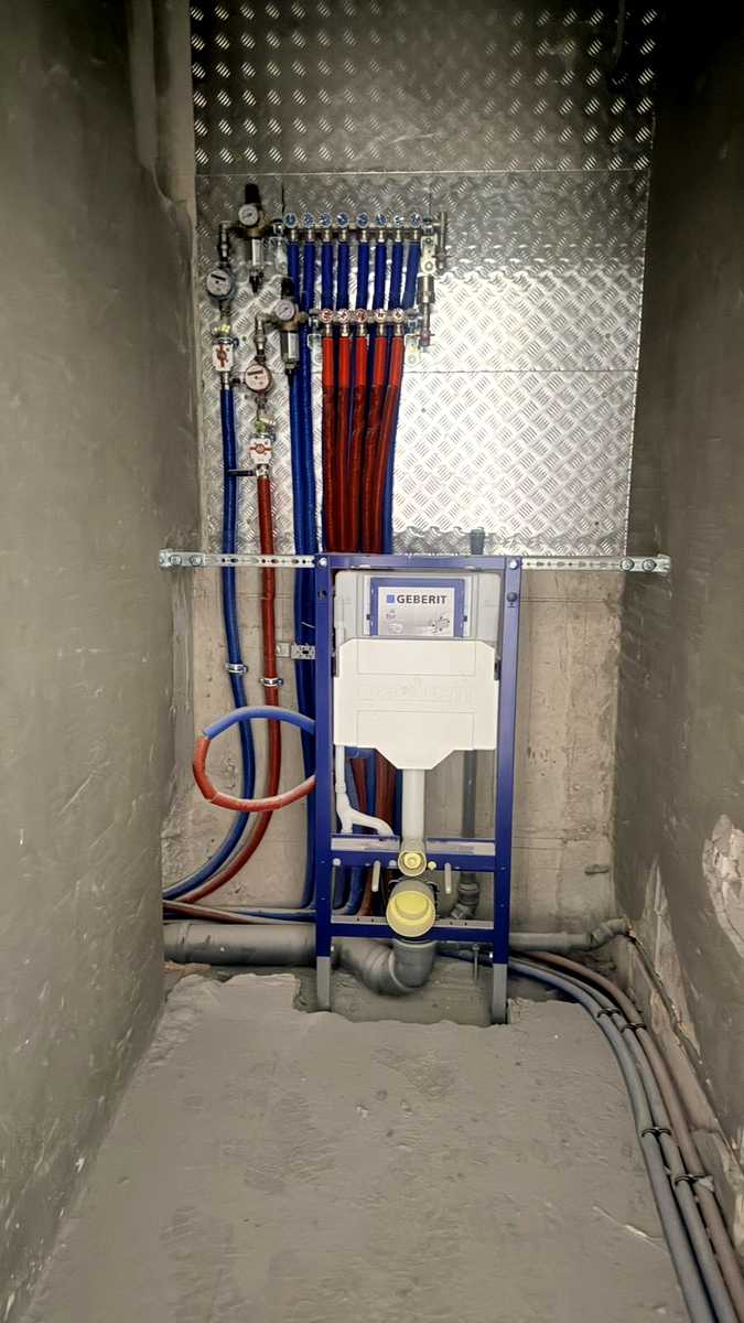 1875666740441611