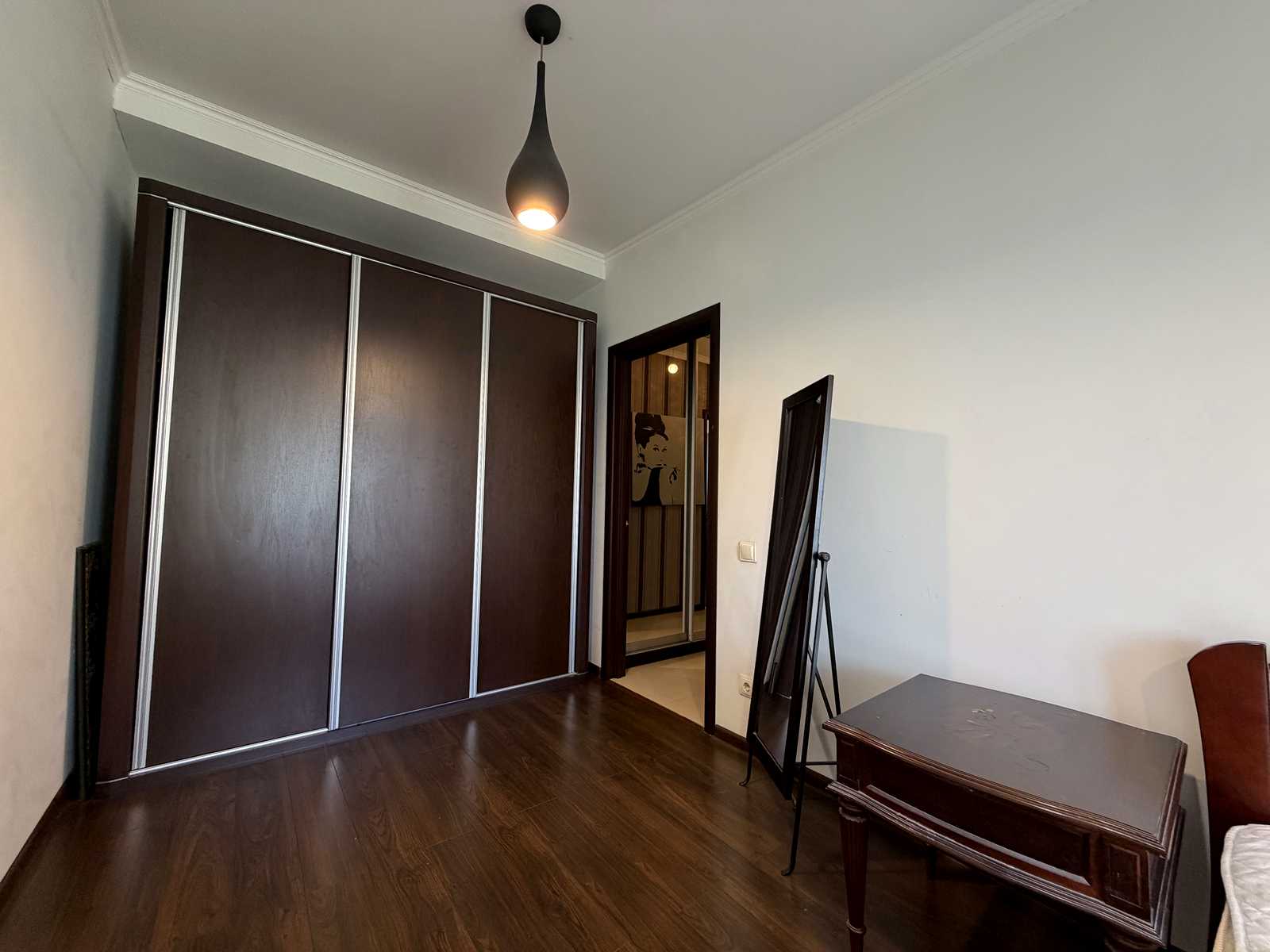 1875667891567337