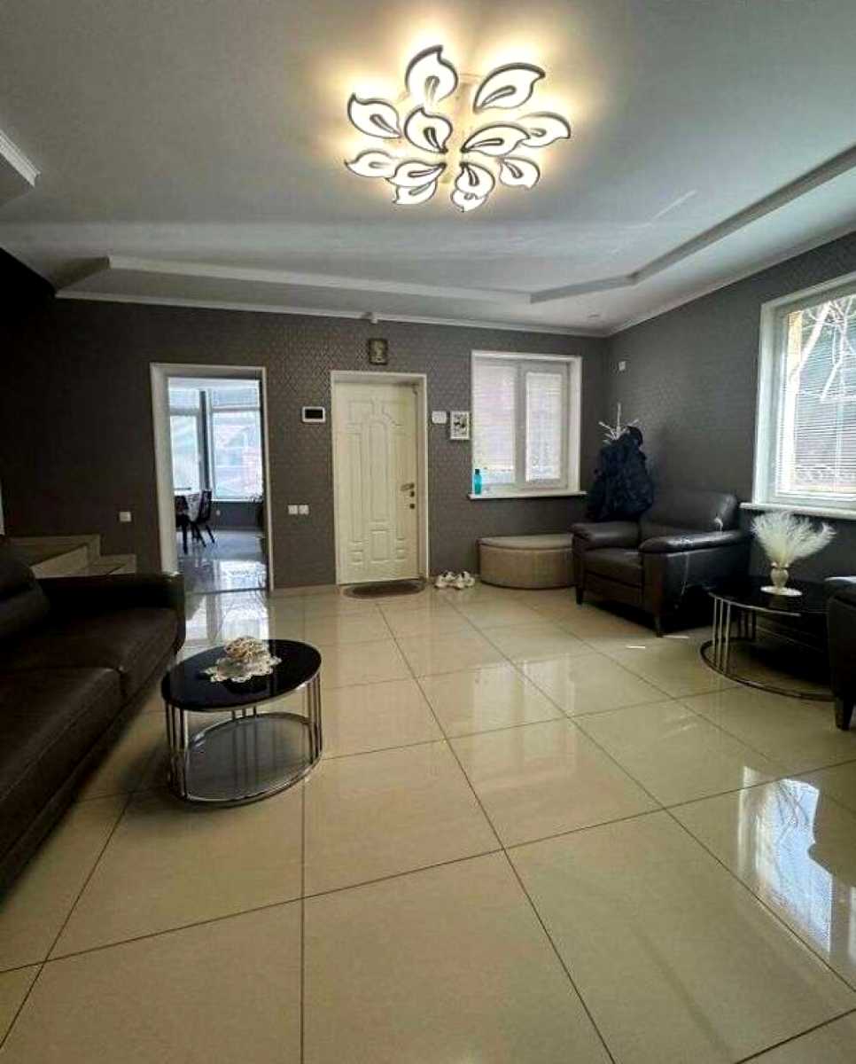 1875668477555540
