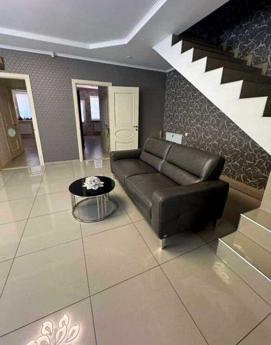 1875668477599795