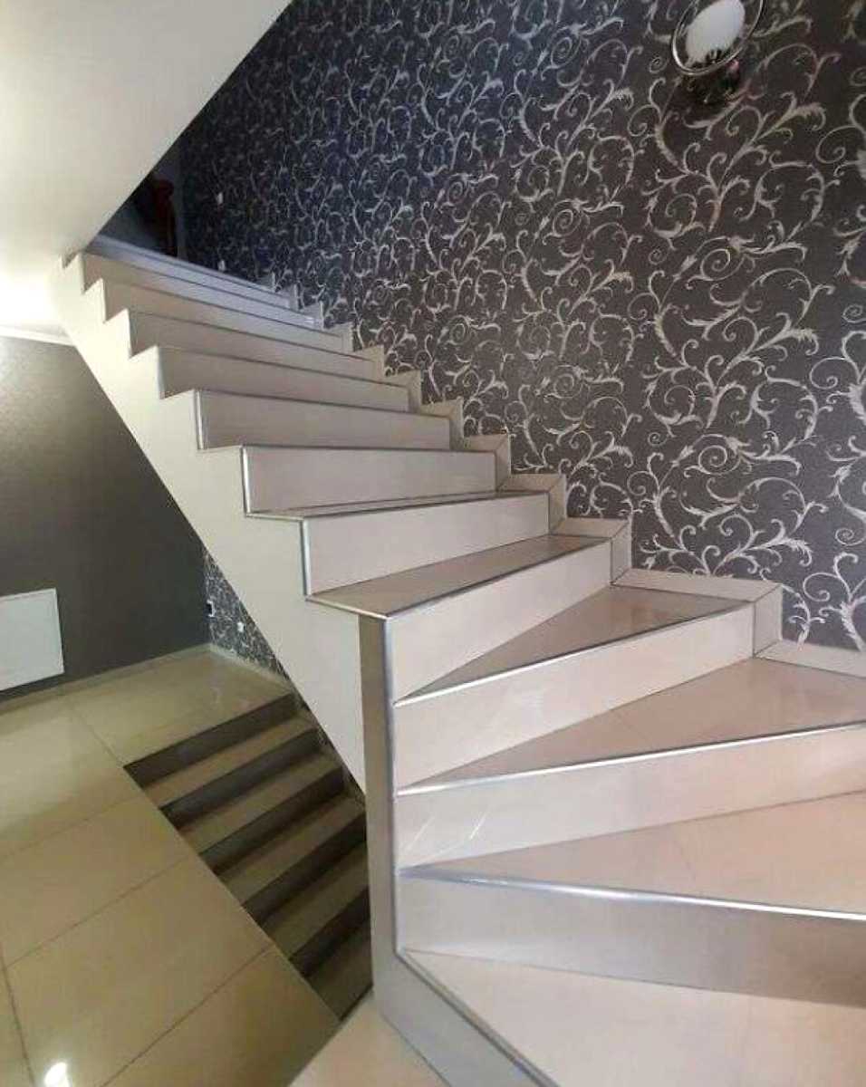 1875668477624287
