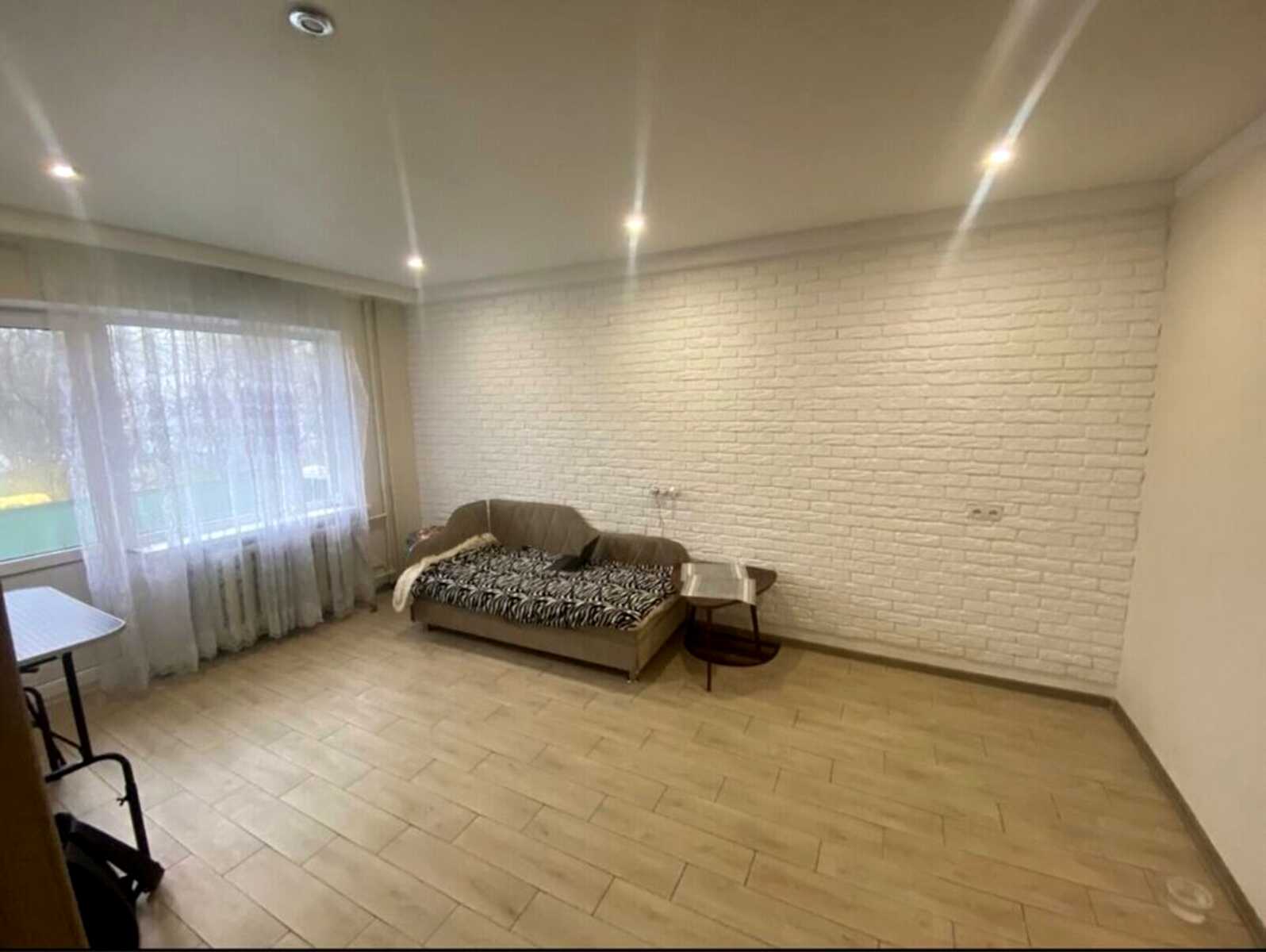 1875671942984364