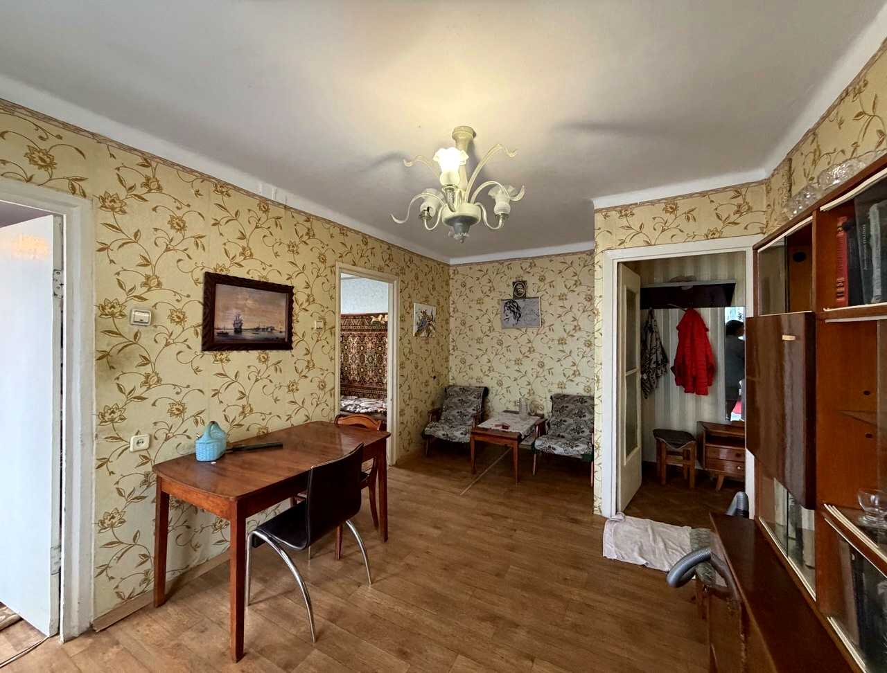 1875673642854038