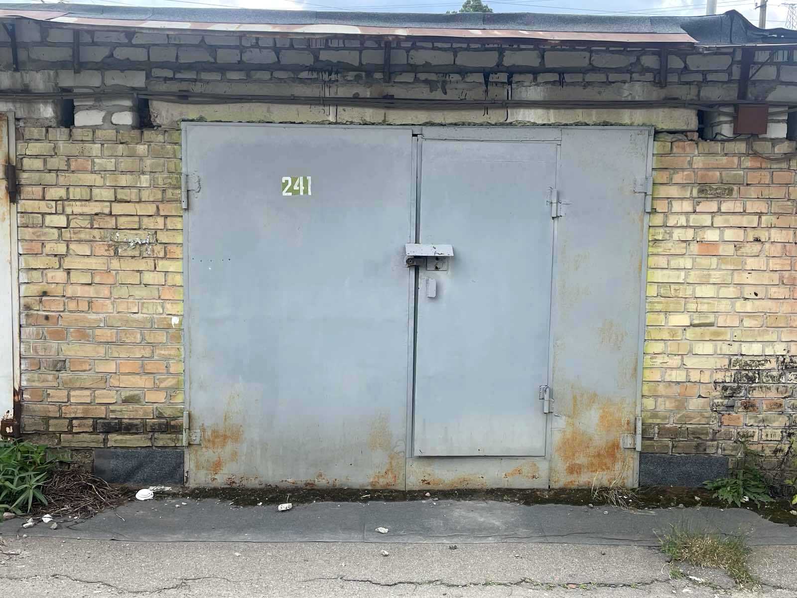 1875673673306424