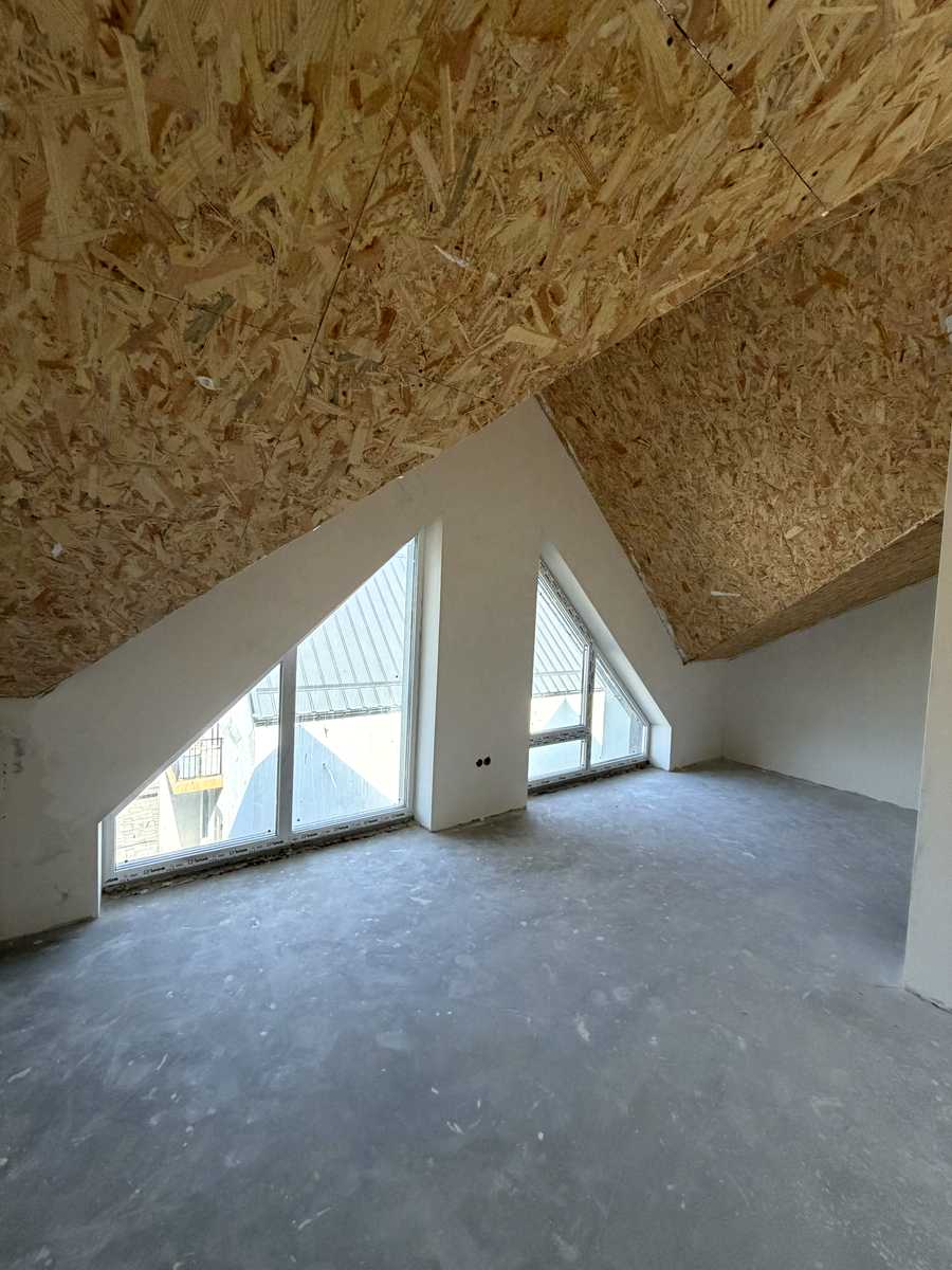 1875673853586390