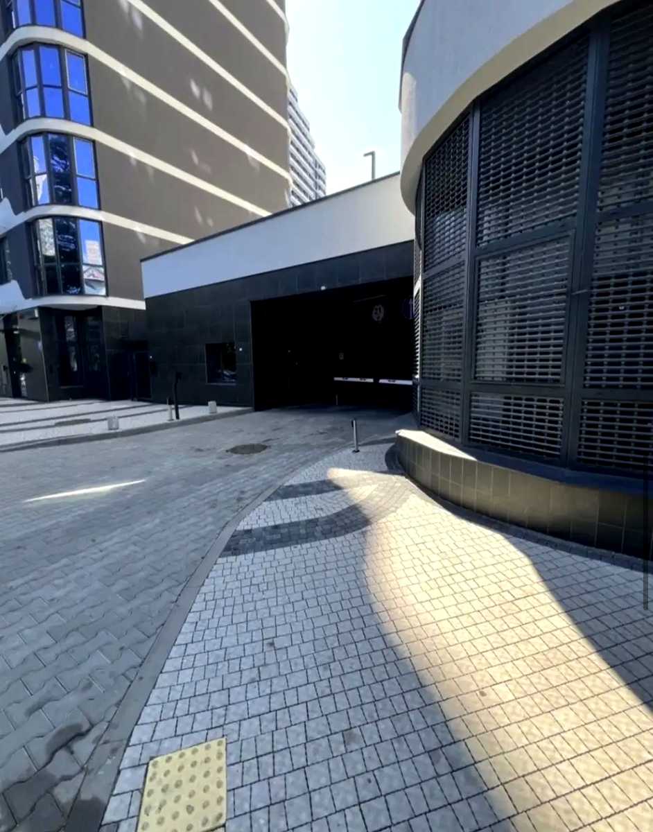 1875674215832293