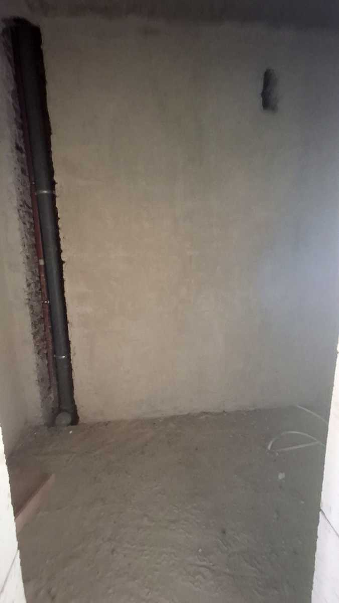 1875674289800574