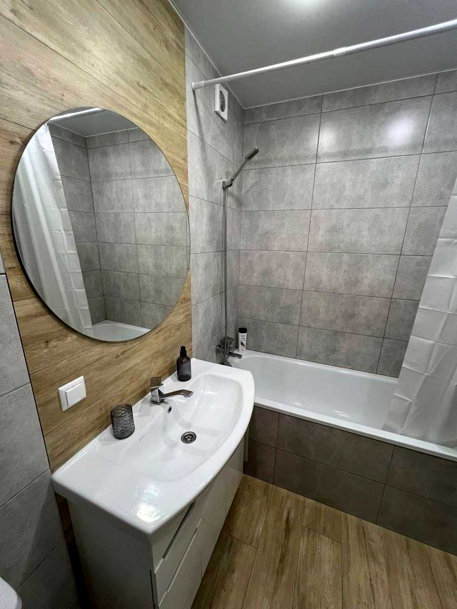 1875674857664997